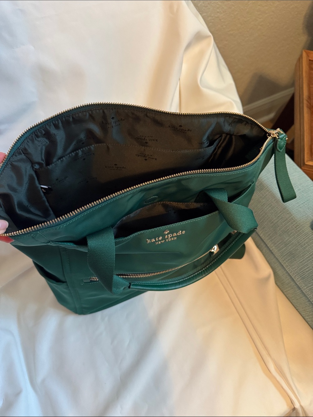 Large Kate spade emerald green nylon backpack with zippered pouch - Picture 4 of 8